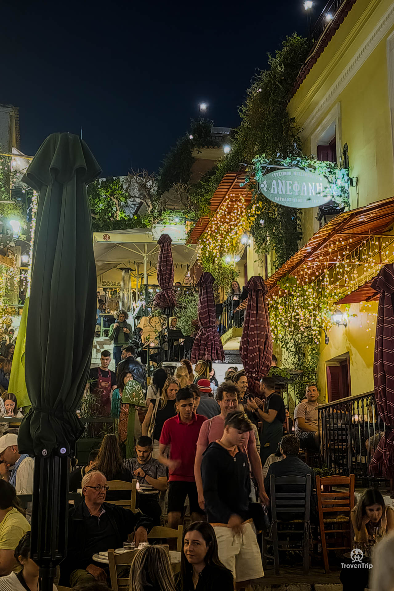 shopping in athens